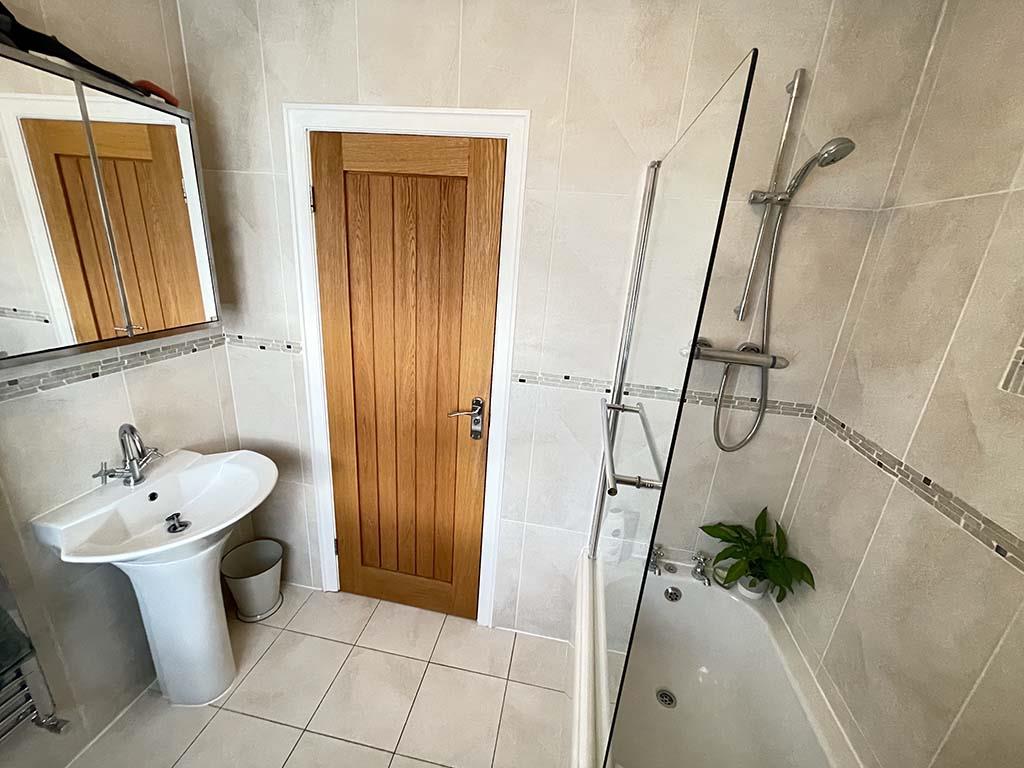 5 bedroom detached house For Sale in Steeton - House Bathroom